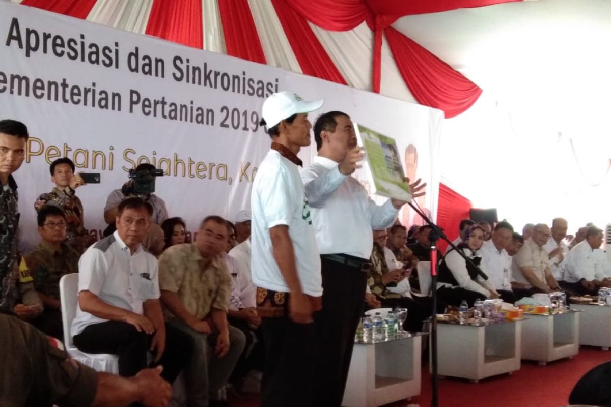 Mentan terima pengaduan harga gabah rendah