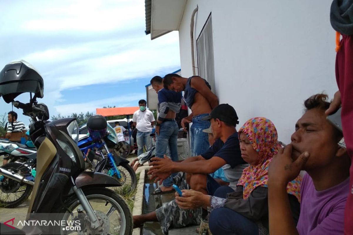 Petani kembali datangi PLTUb Teluk Sepang tagih ganti rugi