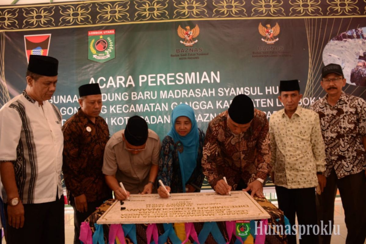 Pemkot Padang membangun gedung madrasah di Lombok Utara