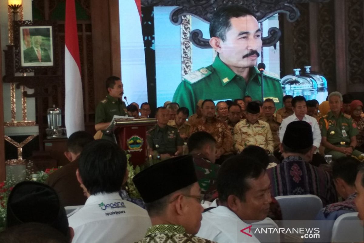 Jalur Kereta Semarang-Lasem Dinilai Perlu Dihidupkan Kembali - ANTARA News