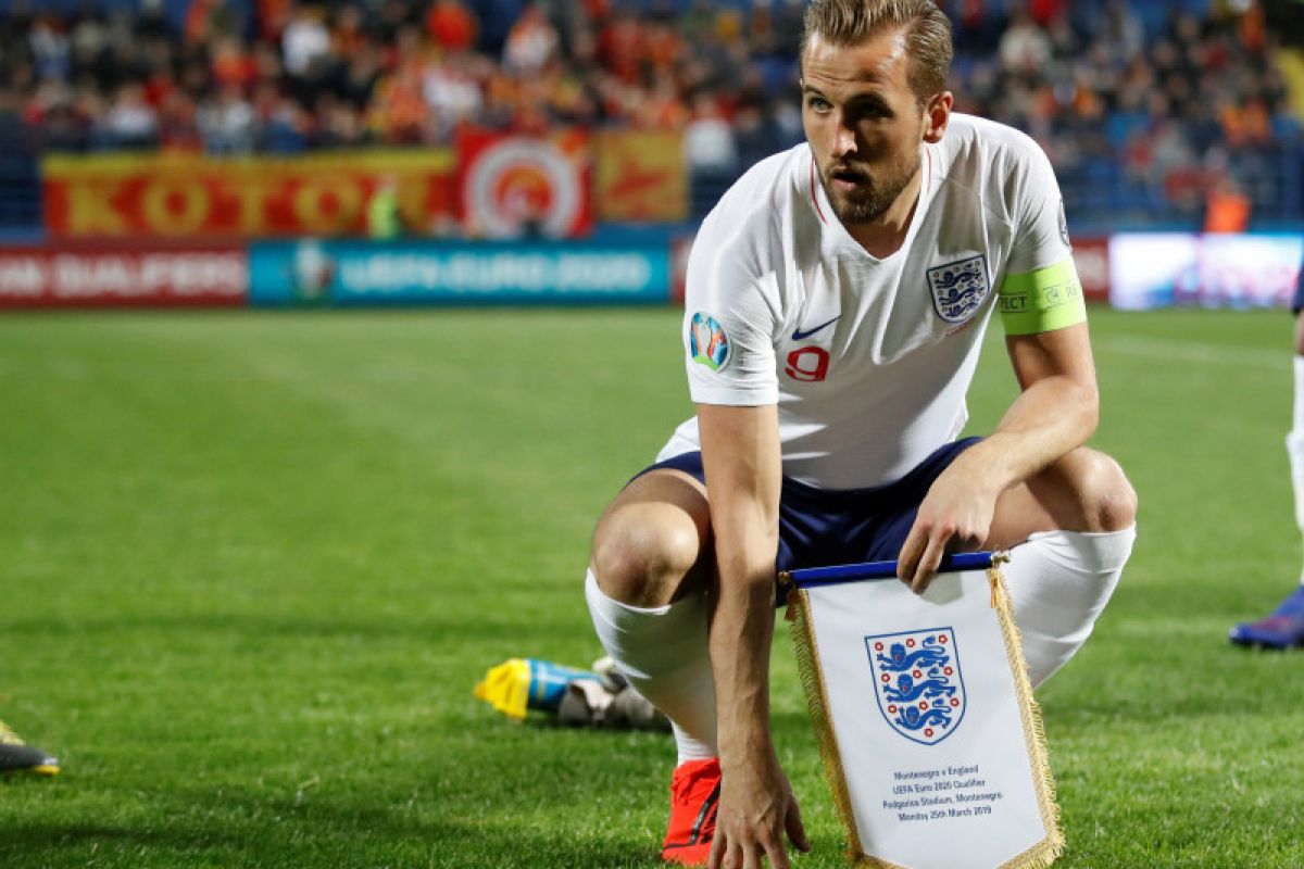 Harry Kane akan menjadi atlet "American Football"