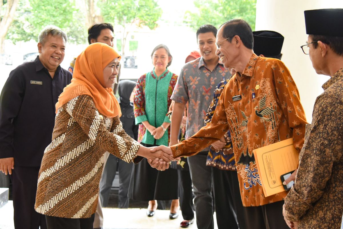 Jatim gratiskan SMA/SMK gratis mulai awal Juli