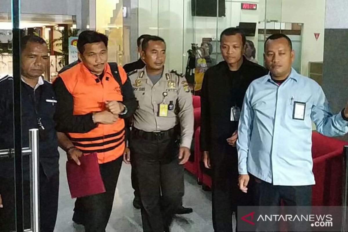 Bowo Sidik Pangarso ditahan KPK