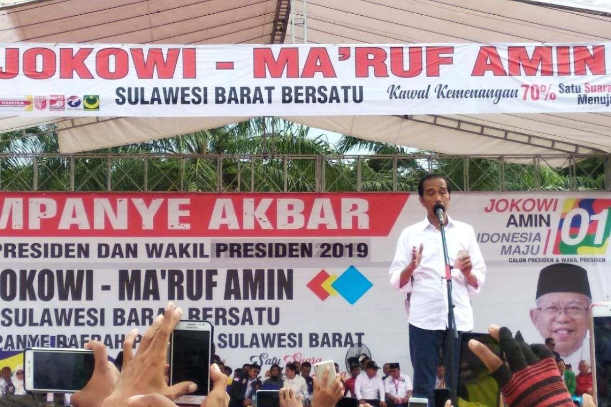 Jokowi janjikan bangun jalan arteri Mamuju