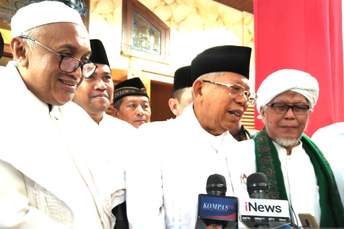 Ma'ruf Amin bersilaturahmi dengan kiai NU di Yogyakarta