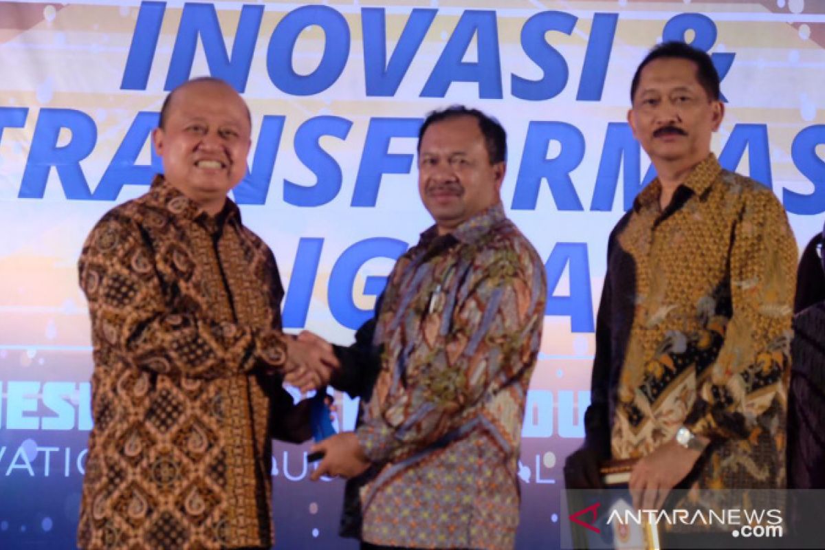 Dorong Penguatan Transformasi Industri Berbasis Digital, Pupuk Kaltim Terima Dua Penghargaan ITECH