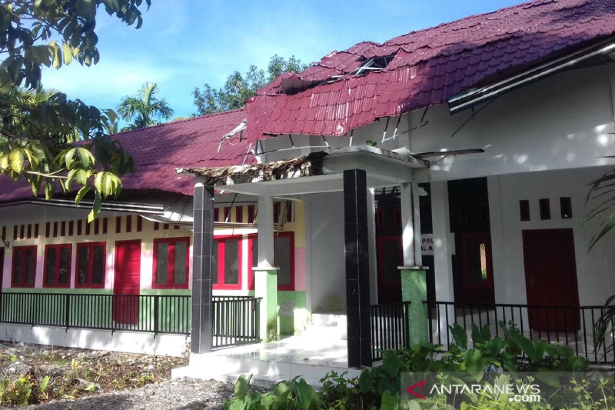 Atap Gedung PAUD Rahmatul Akbar butuh renovasi