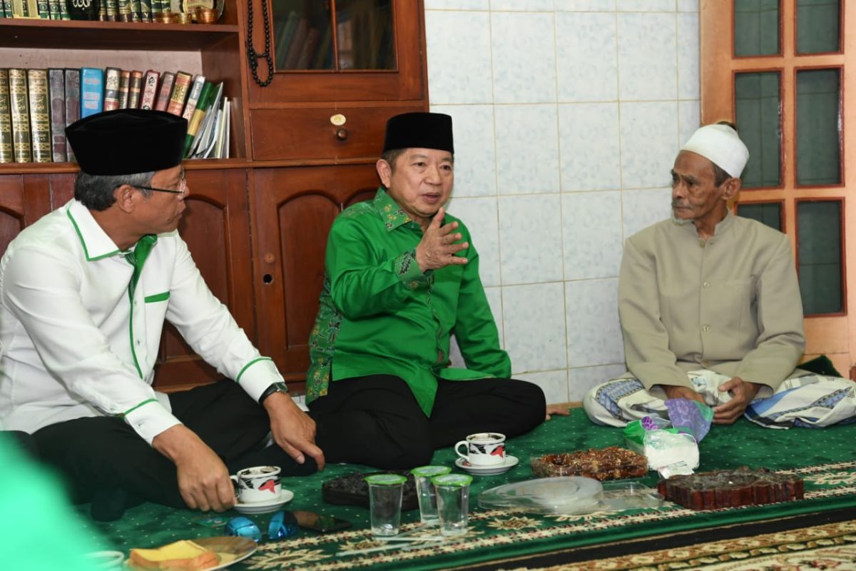 Suharso Monoarfa silaturahim ke Ponpes Sidogiri perkuat basis PPP