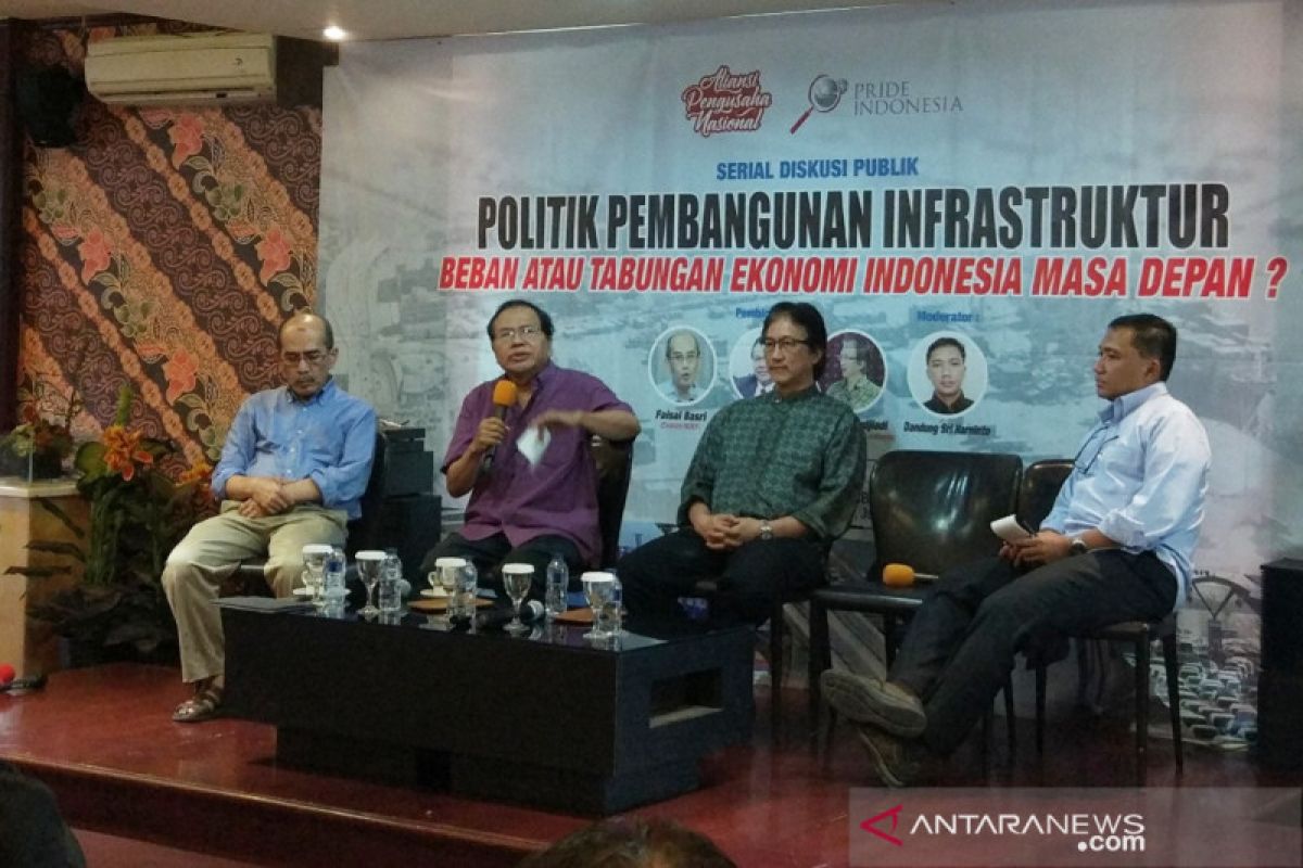 Faisal Basri sarankan penyelesaian sawit  lewat diplomasi satu pintu