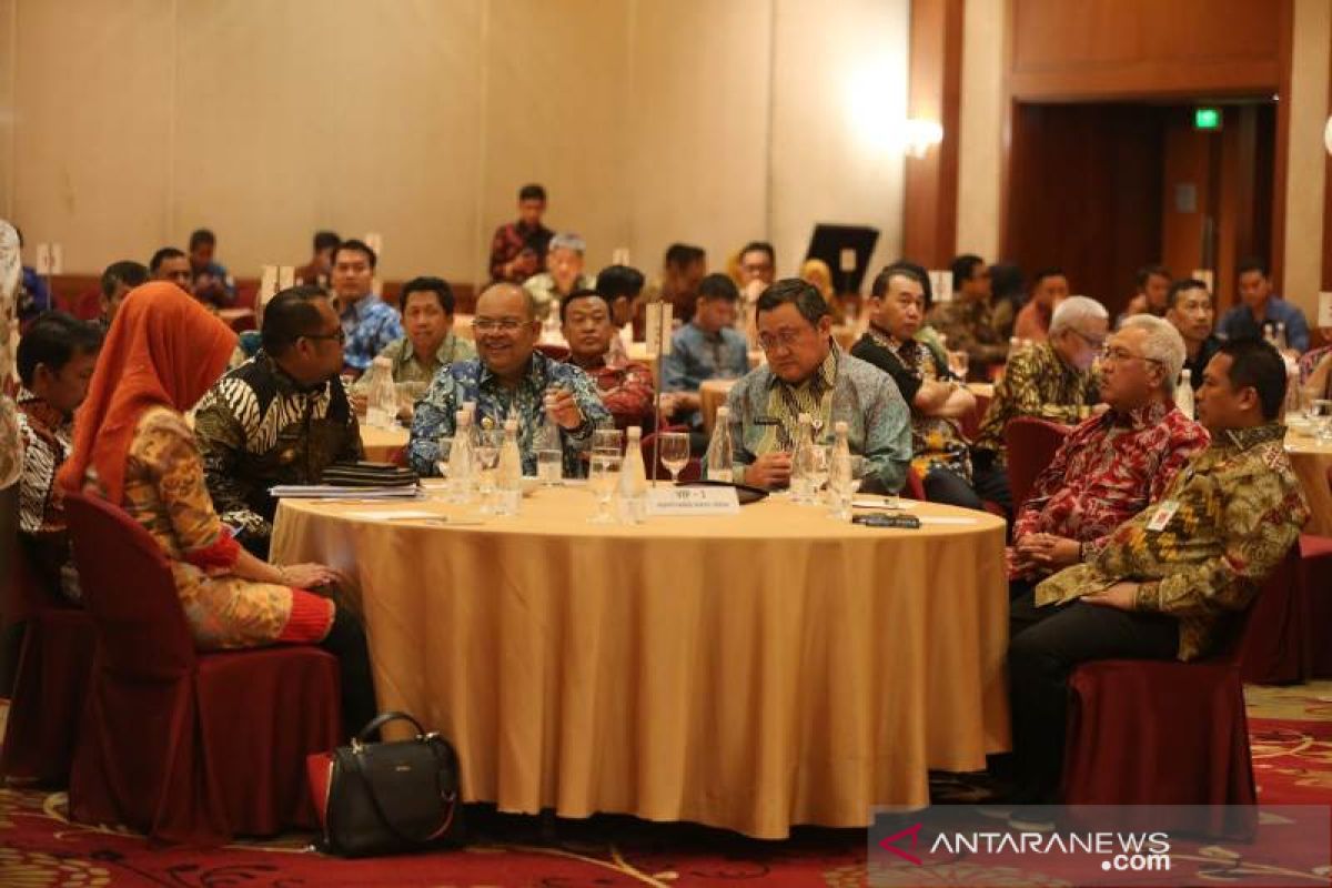 Bapenda Kutim Gali Potensi Pajak  Dialog Tax Gathering 2019