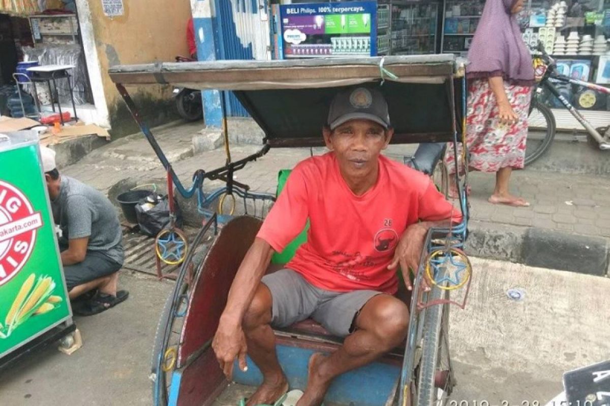 Sejumlah penarik becak di Rangkasbitung dukung Jokowi-Ma'ruf