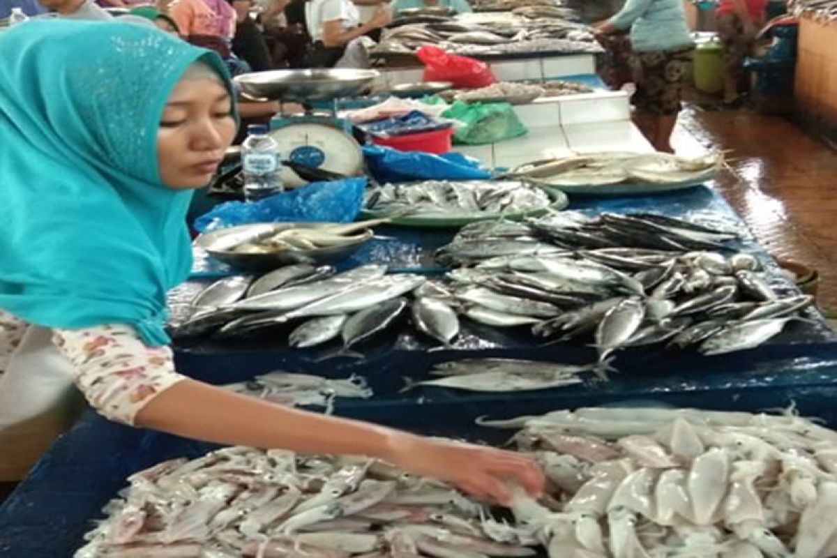 Harga ikan di Bandarlampung stabil meski pasokan berkurang