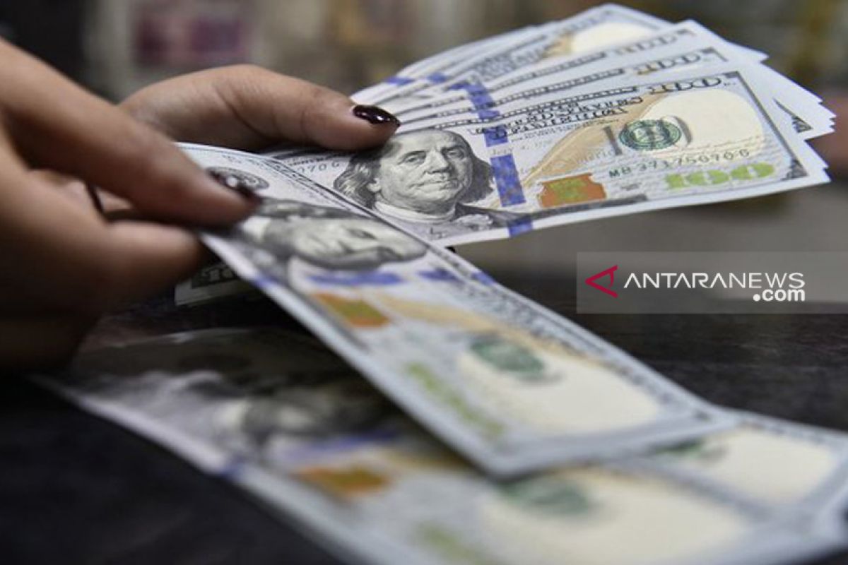 Dolar As melemah karena perkiraan suram sentimen pasar tertekan pertumbuhan global