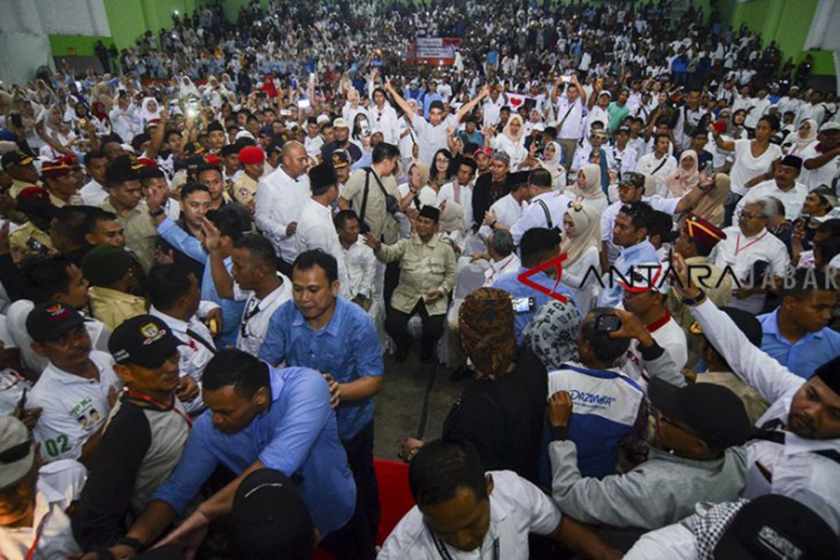 Prabowo dan Sandiaga Uno temui pendukungnya di Garut