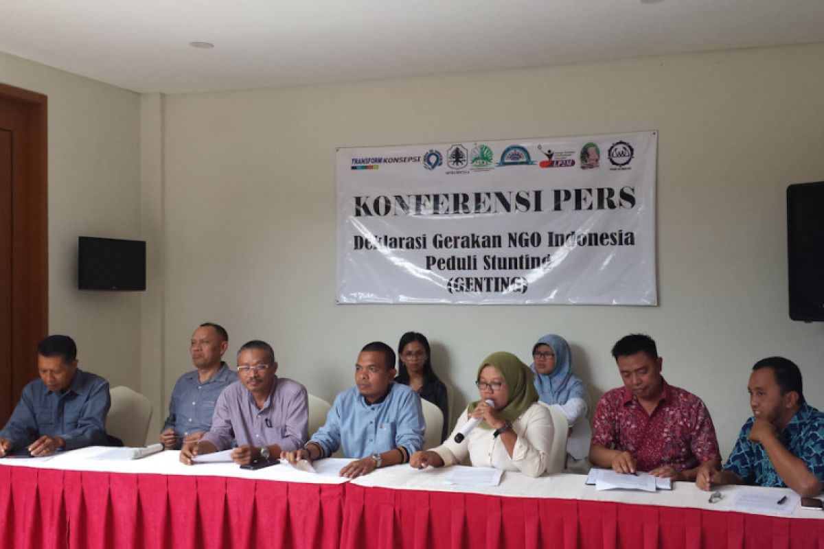 Sembilan organisasi deklarasi "Gerakan NGO Indonesia Peduli Stunting"