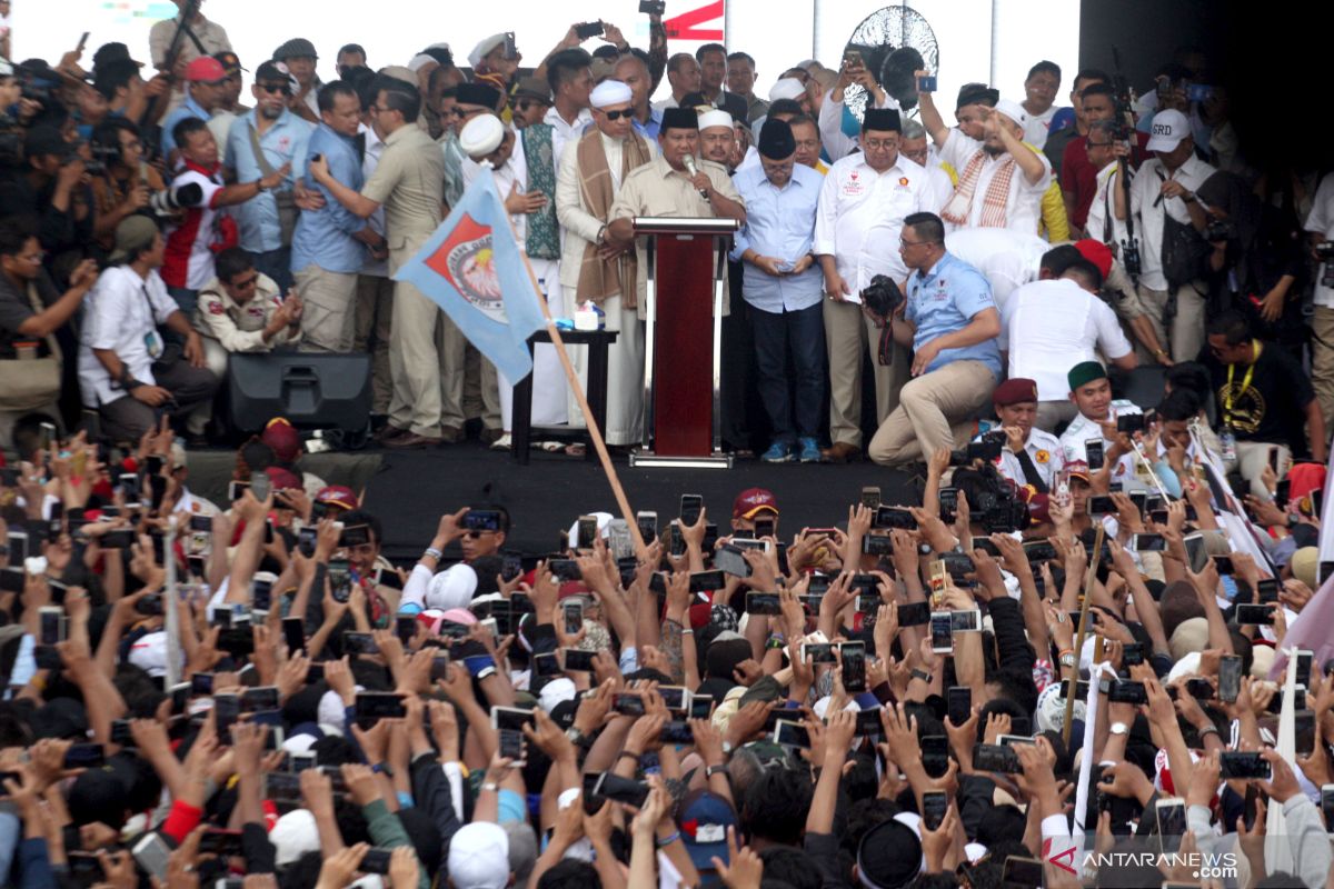 Prabowo Subianto's blunt message to media workers