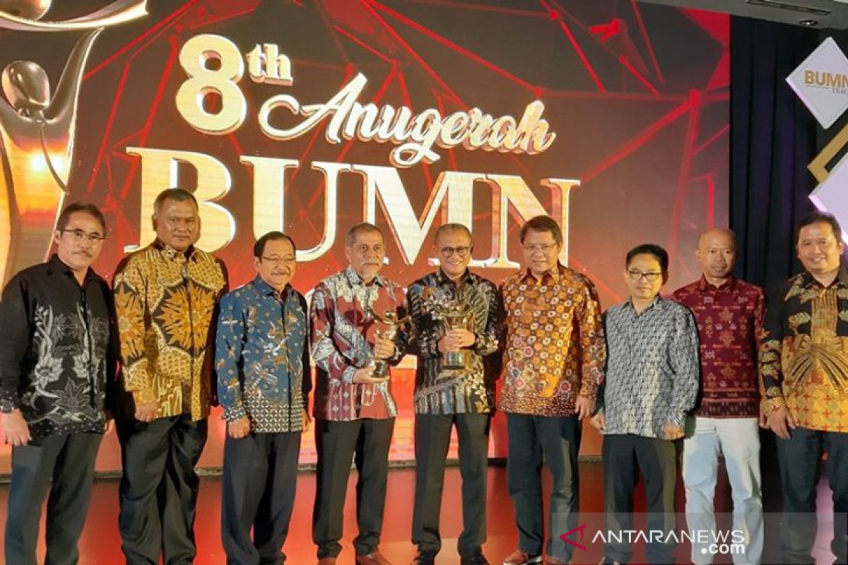 Para penerima Anugrah BUMN 2019