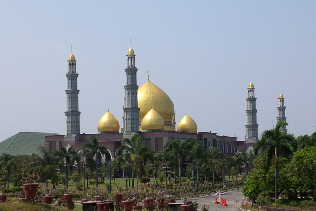 Pendiri Masjid Kubah Emas Depok meninggal dunia