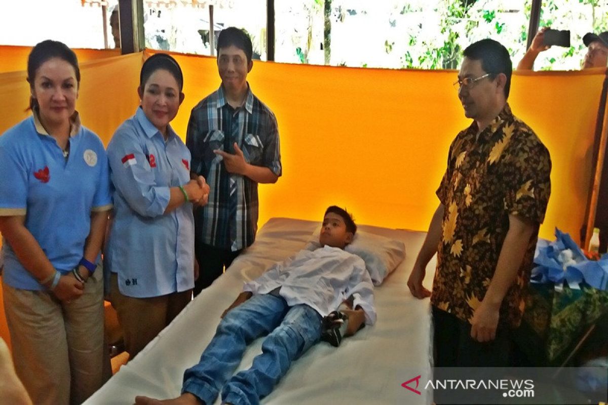 Relawan RBI Prabowo-Sandi gelar sunatan massal