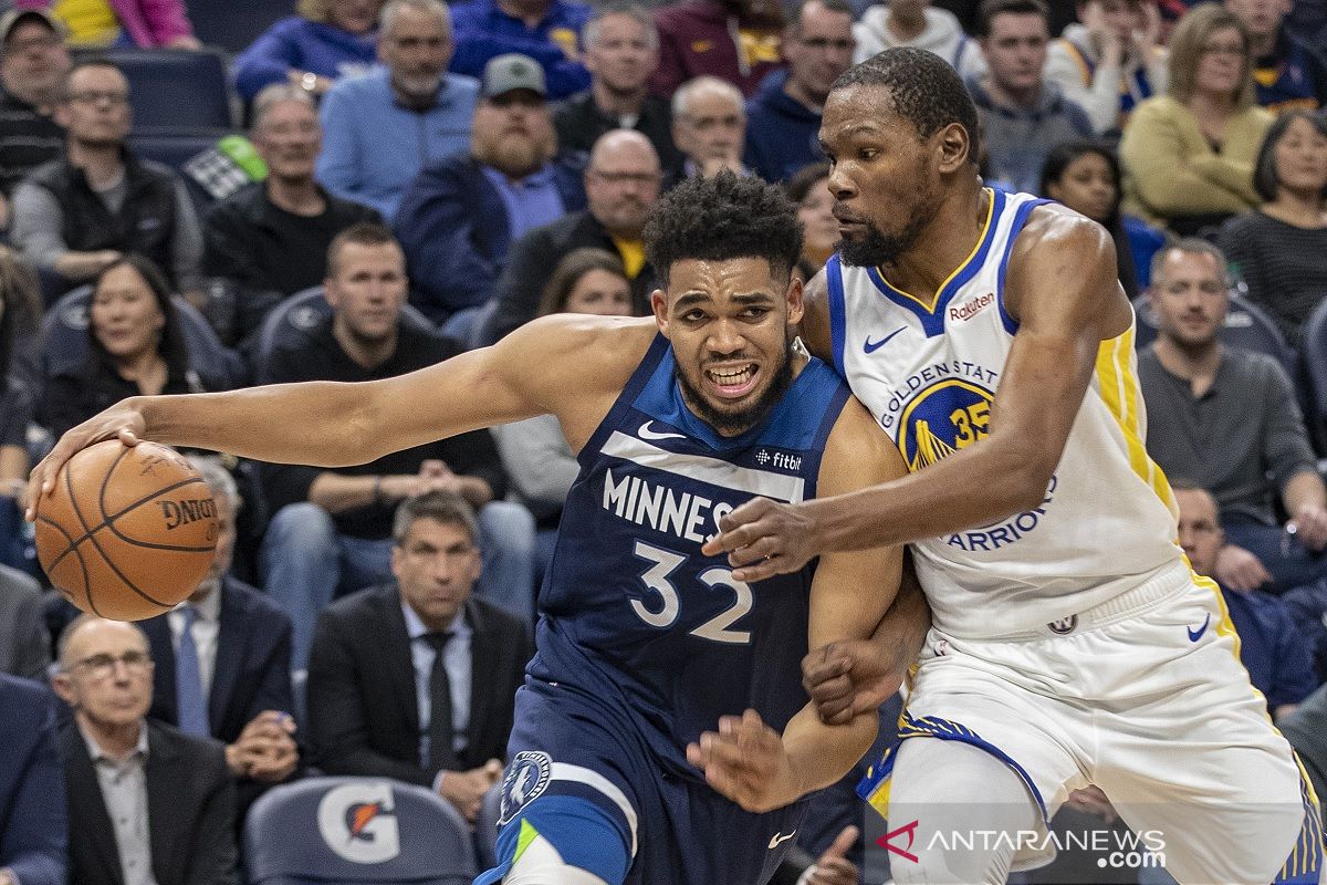 Timberwolves atasi Warriors berkat keputusan kontroversial