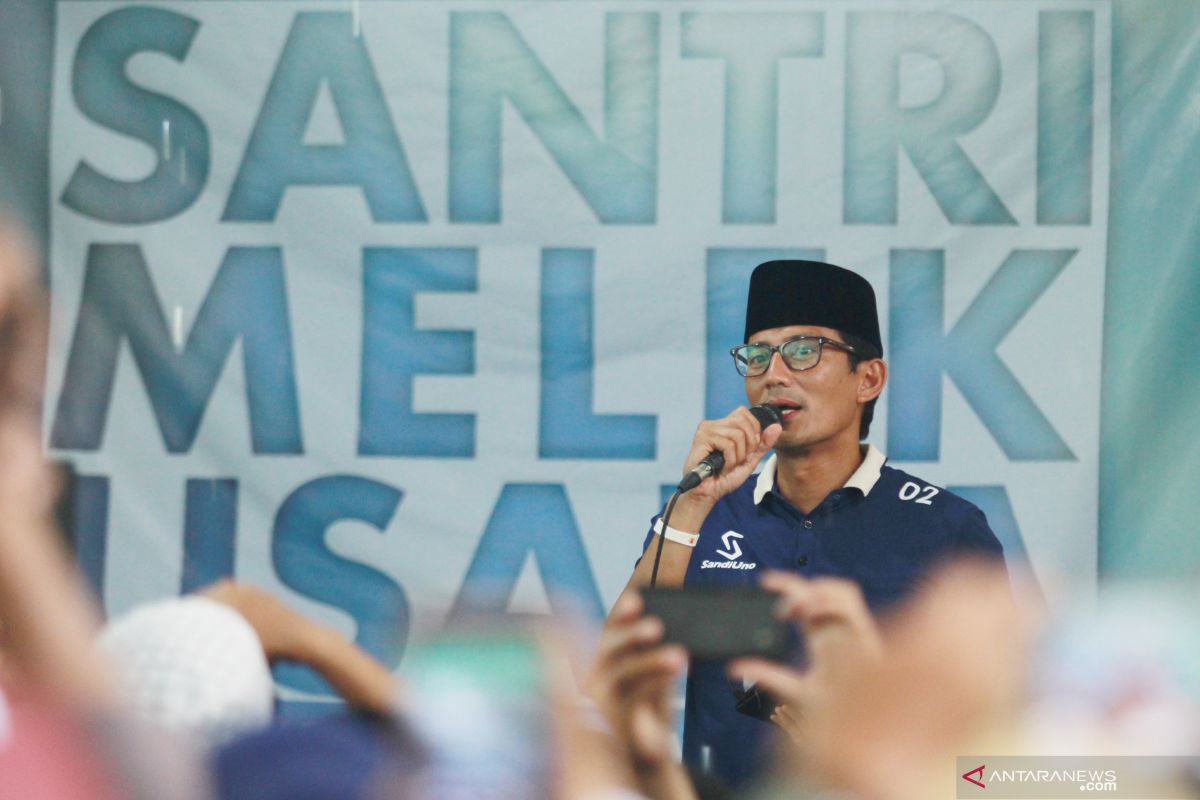 Sandiaga anjurkan 17 April pakai baju putih