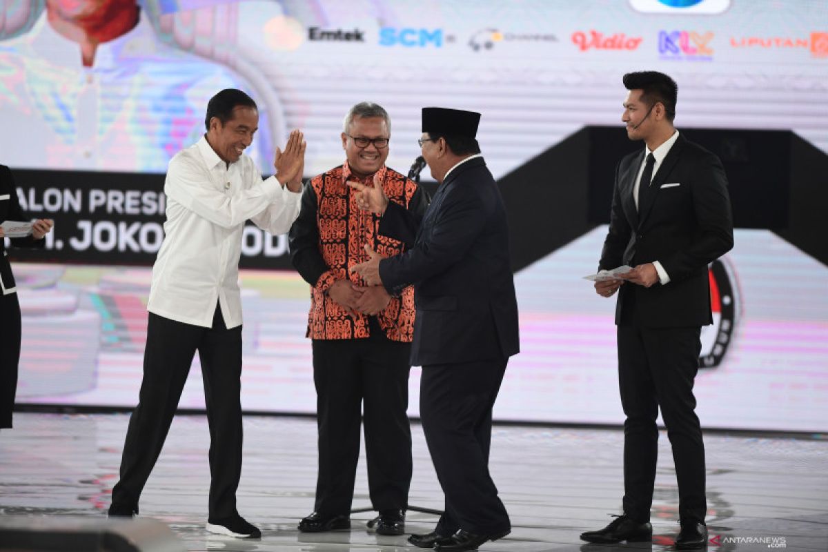 Perbedaan pandangan politik luar negeri antara Jokowi dan Prabowo
