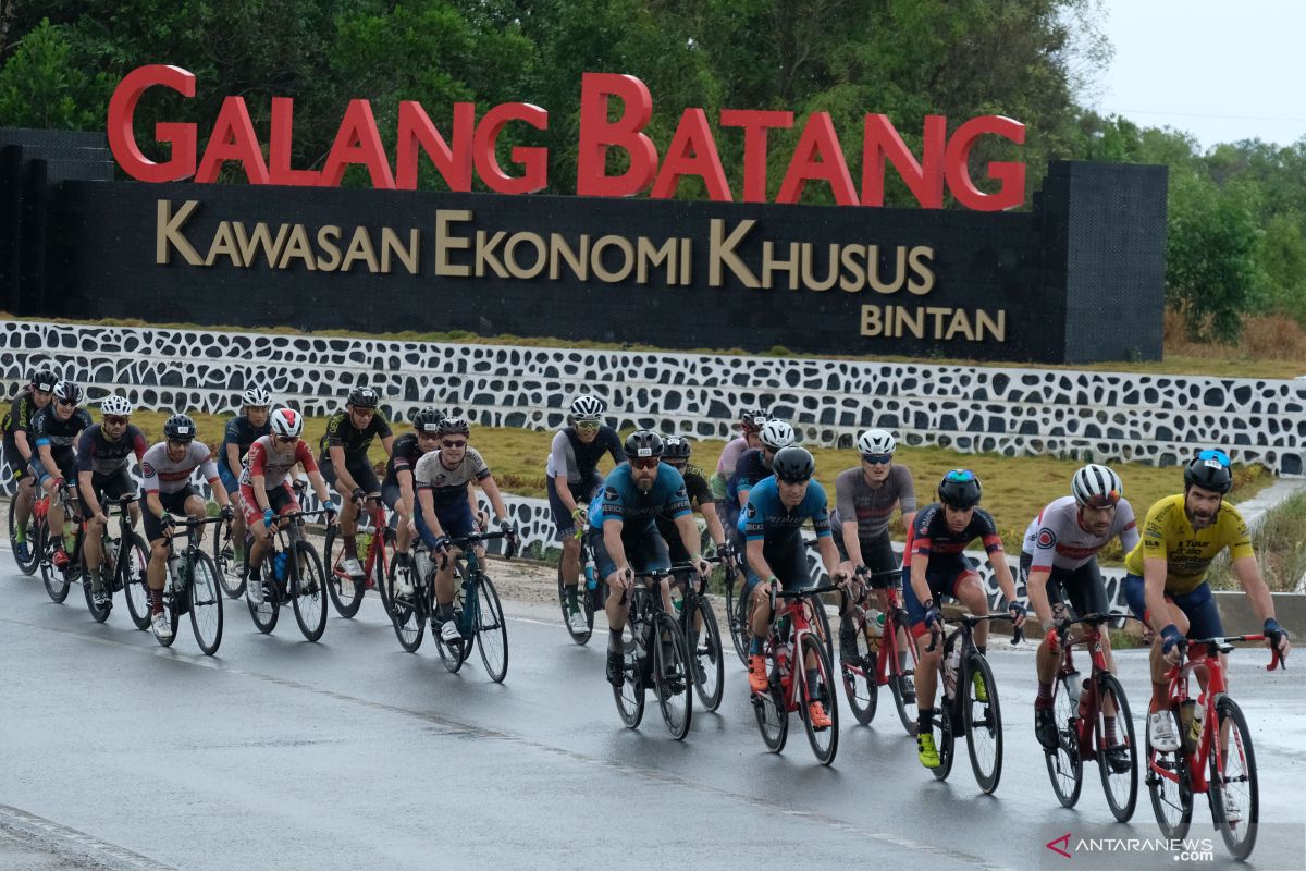 1.200 pebalap sepeda dari 42 negara ramaikan Tour de Bintan 2019
