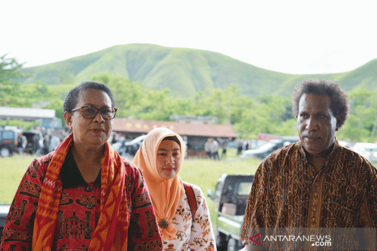 Pengungsi banjir bandang Sentani minta dibuatkan tempat tinggal