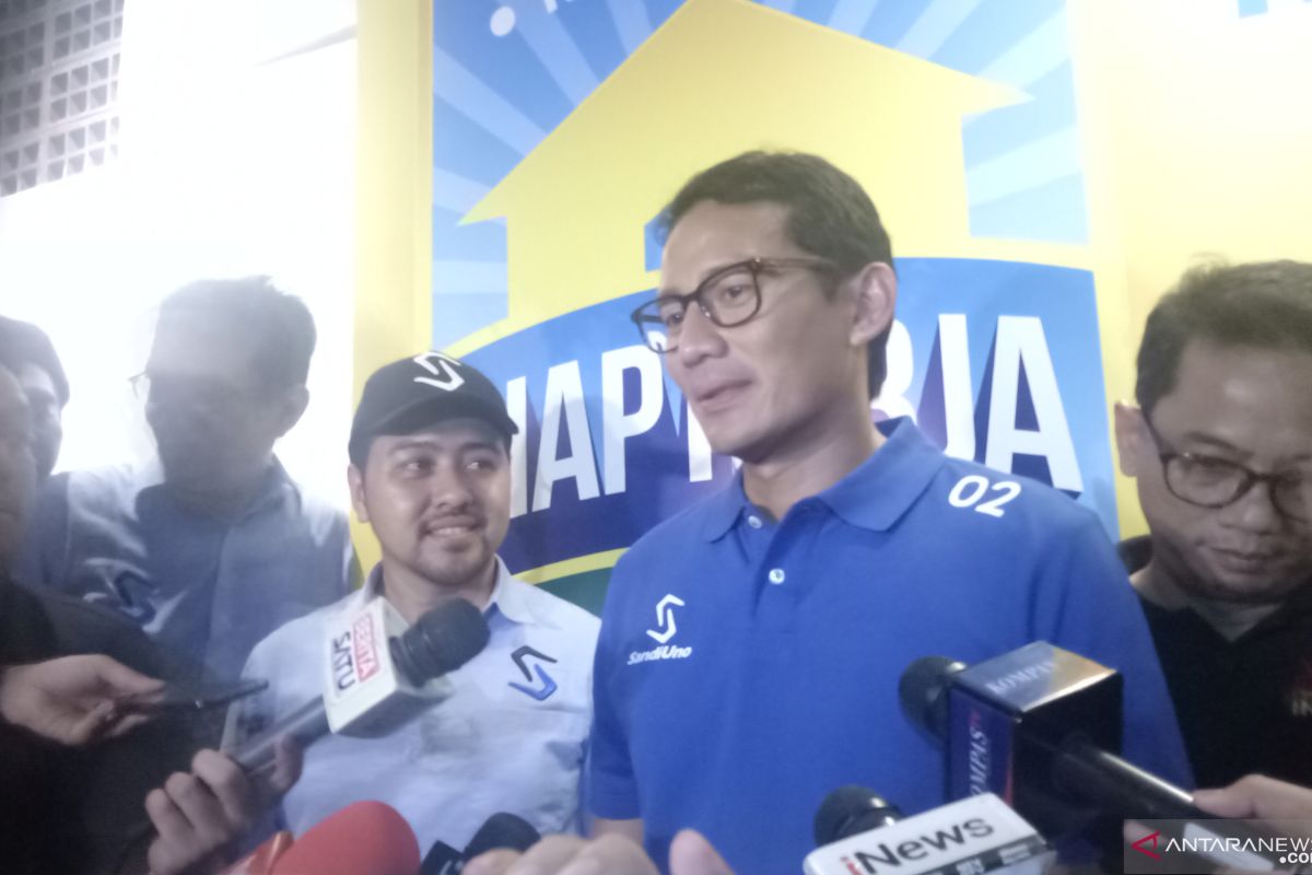 Sandiaga  anjurkan 17 April  pakai baju putih