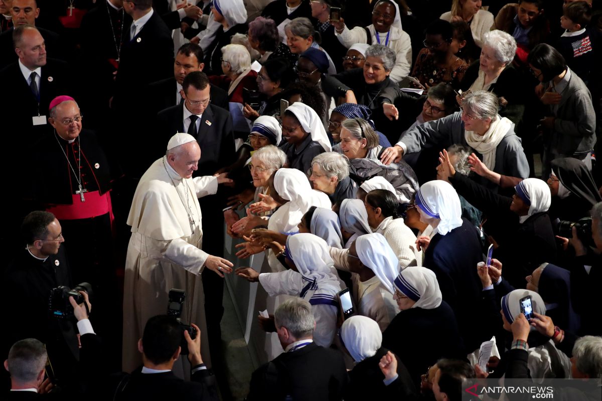 Paus kepada umat Katolik Maroko: ubah agama tetangga bukan misi Anda