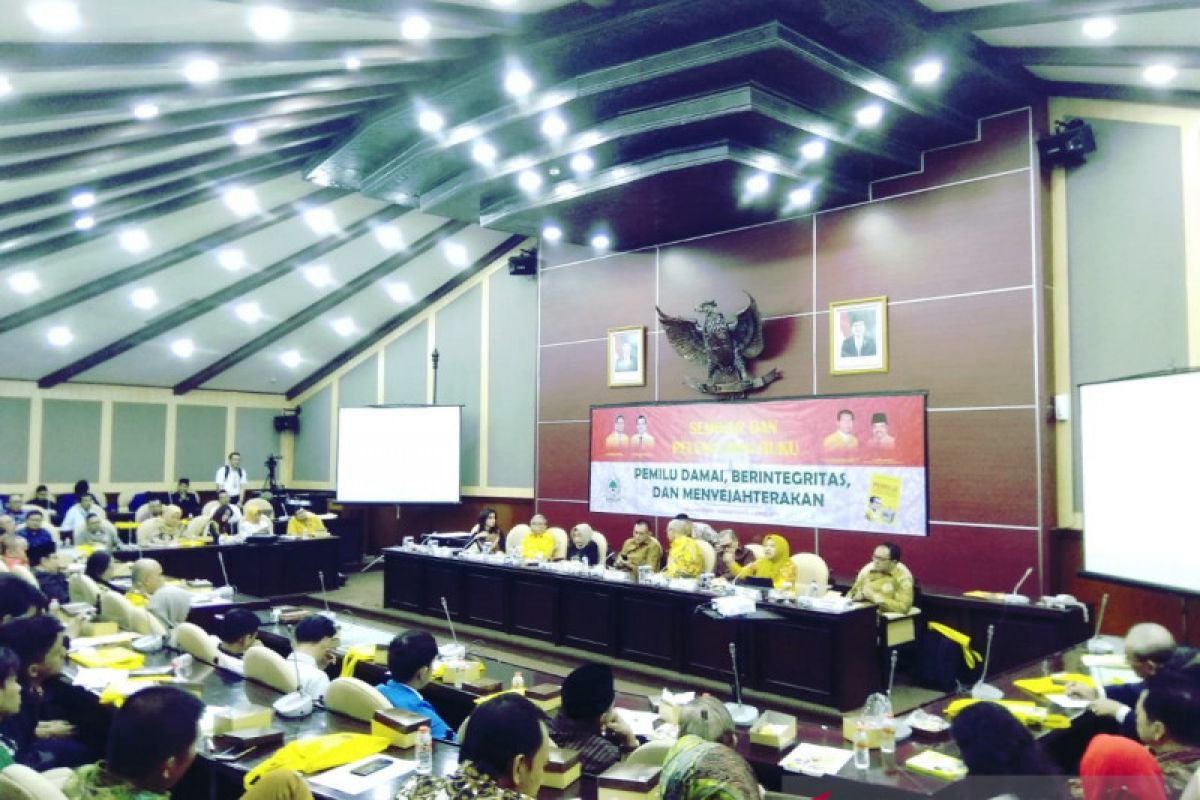 F-Golkar luncurkan buku ajak wujudkan pemilu damai