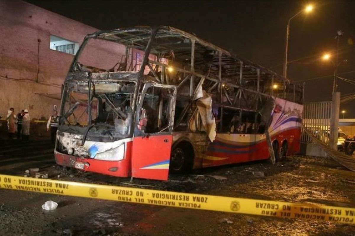 20 tewas dalam kebakaran bus di Peru