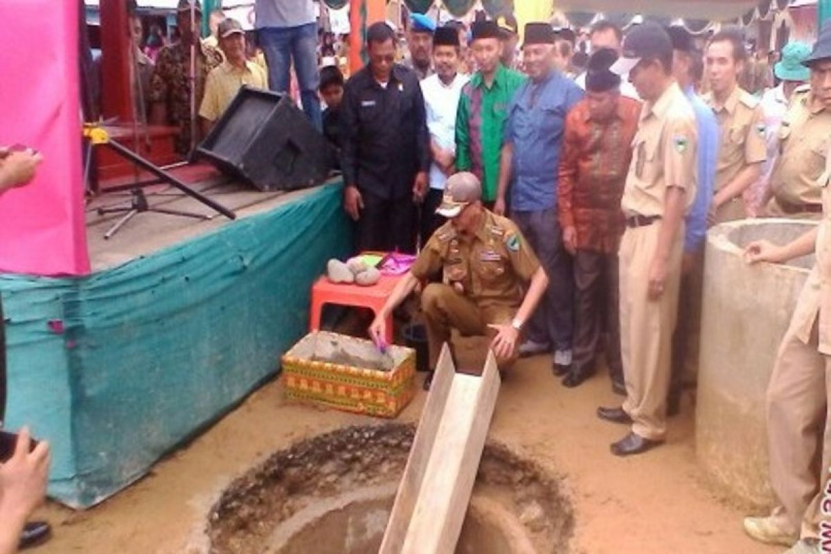 Hingga 2018. Pemkab Pesisir Selatan telah revitalisasi 26 pasar