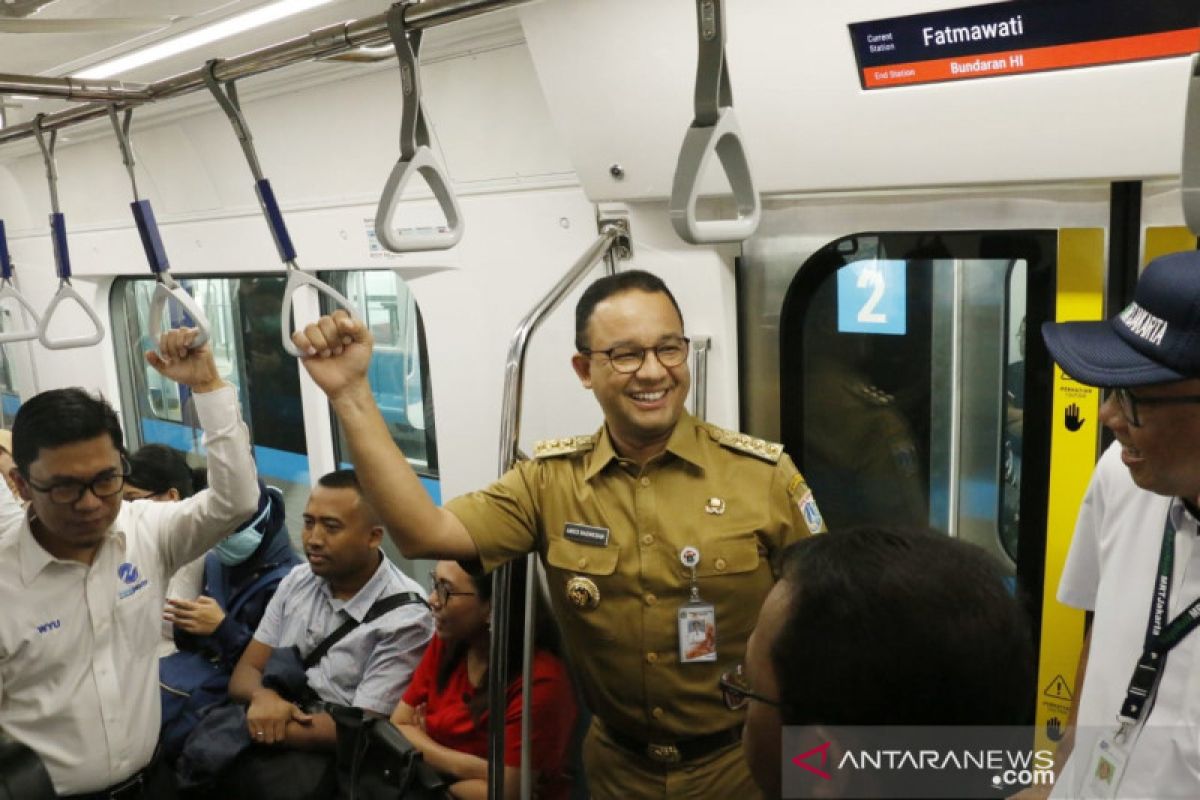 Potongan tarif MRT 50 persen diberikan sampai beroperasi penuh