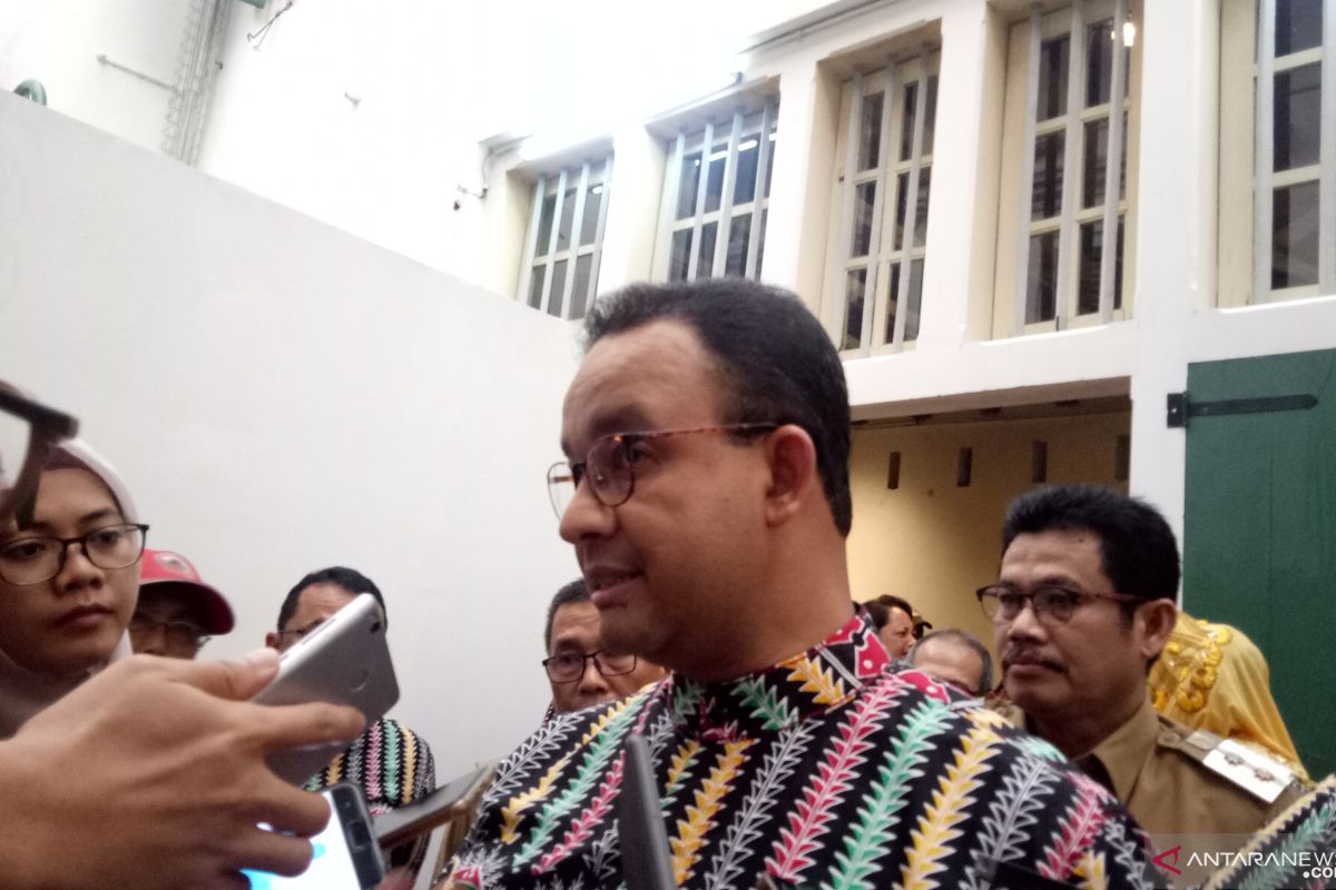 Anies Baswedan ajak warga Jakarta gunakan layanan Samsat Online