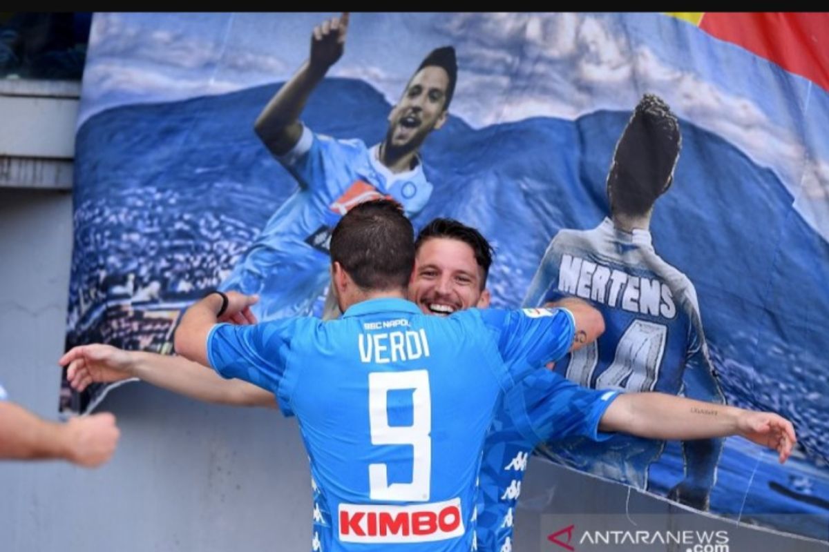 Napoli permalukan Roma 4-1 di Stadion Olimpico