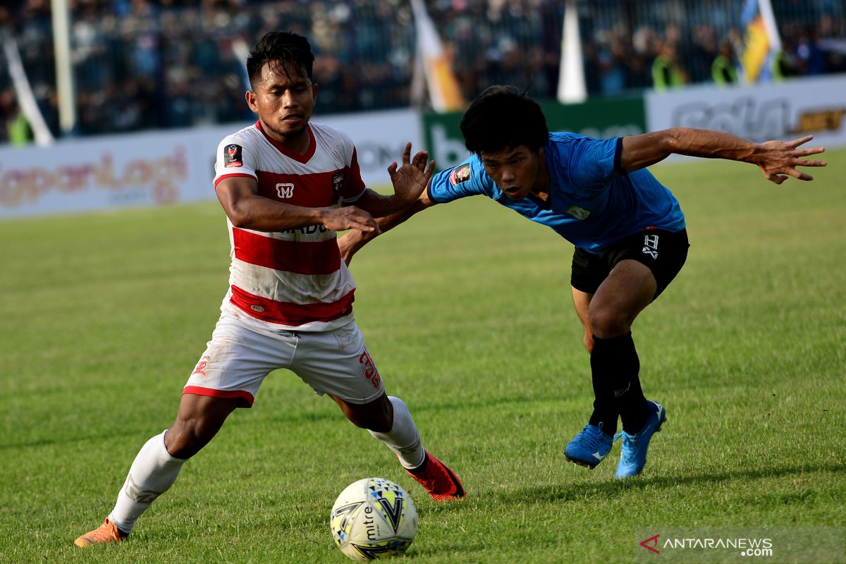 Persela incar kemenangan perdana lawan Madura United