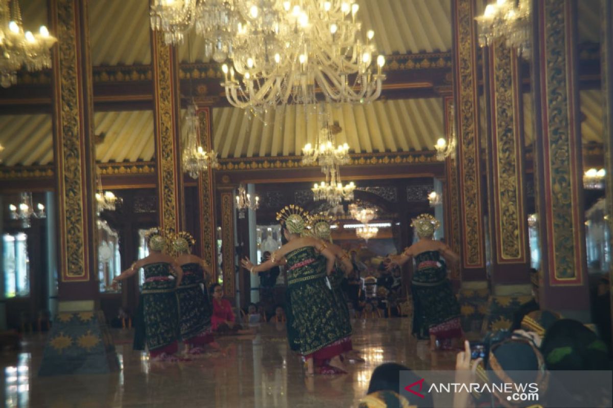 Sejumlah tokoh penting hadiri jumenengan Keraton Surakarta