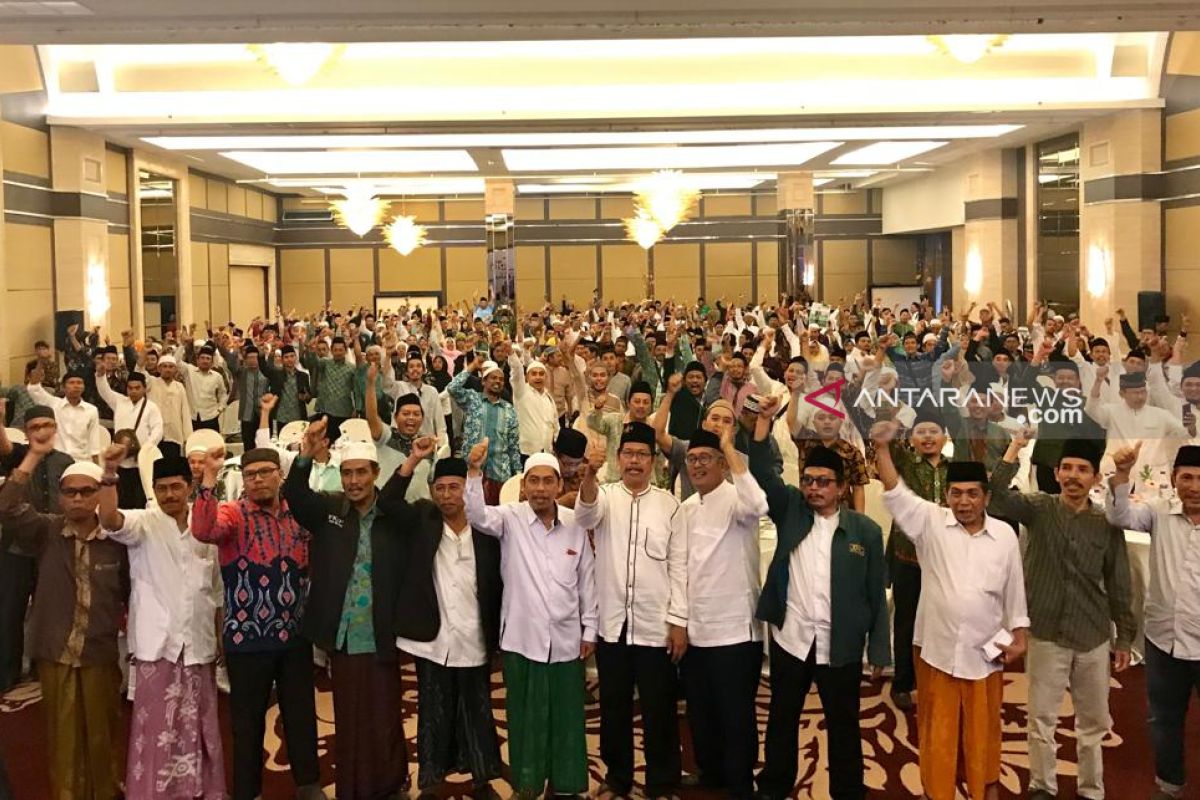 Dukung Jokowi-Ma'ruf, ulama Jatim canangkan 