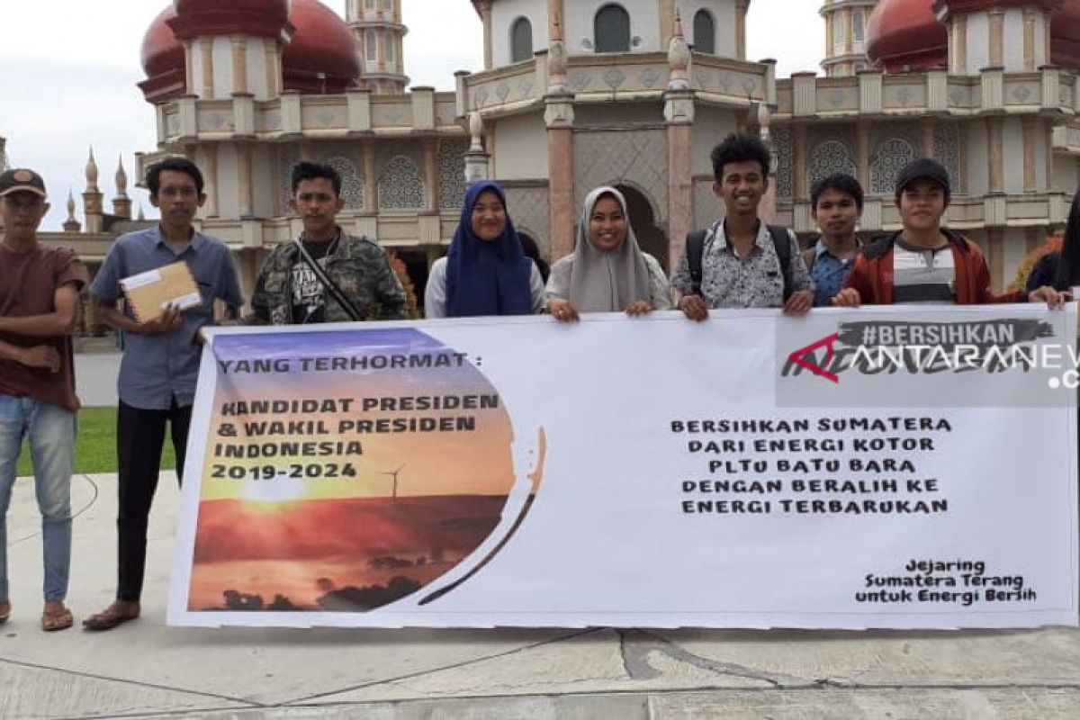 Aktivis delapan provinsi surati Jokowi dan Prabowo dorong energi bersih