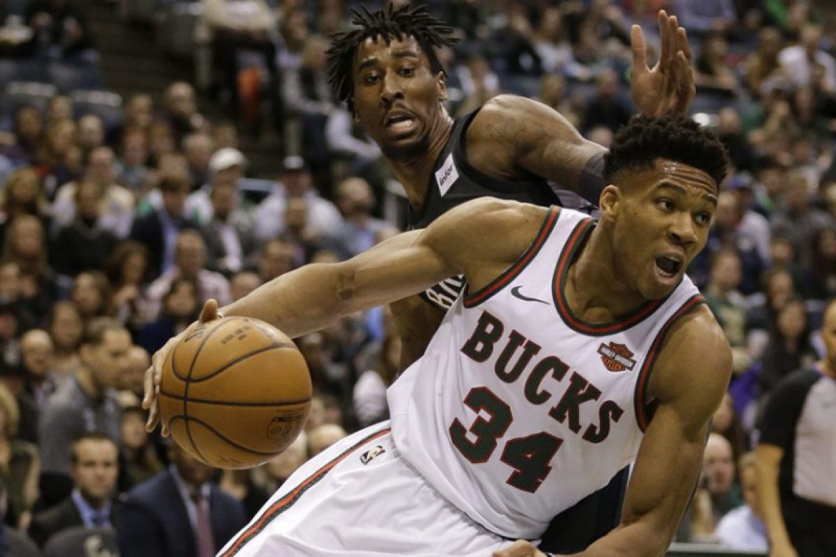 Antetokounmpo membuat Nets bertekuk lutut kepada Bucks