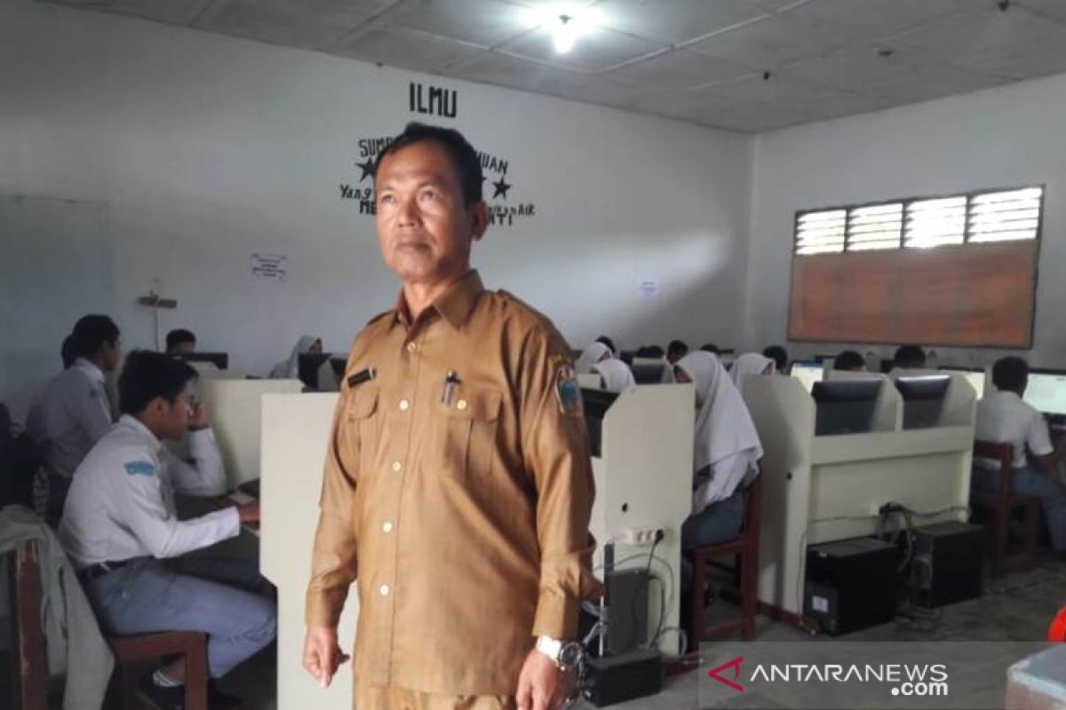 Hari kedua UNBK SMA sederajat di Tapsel lancar