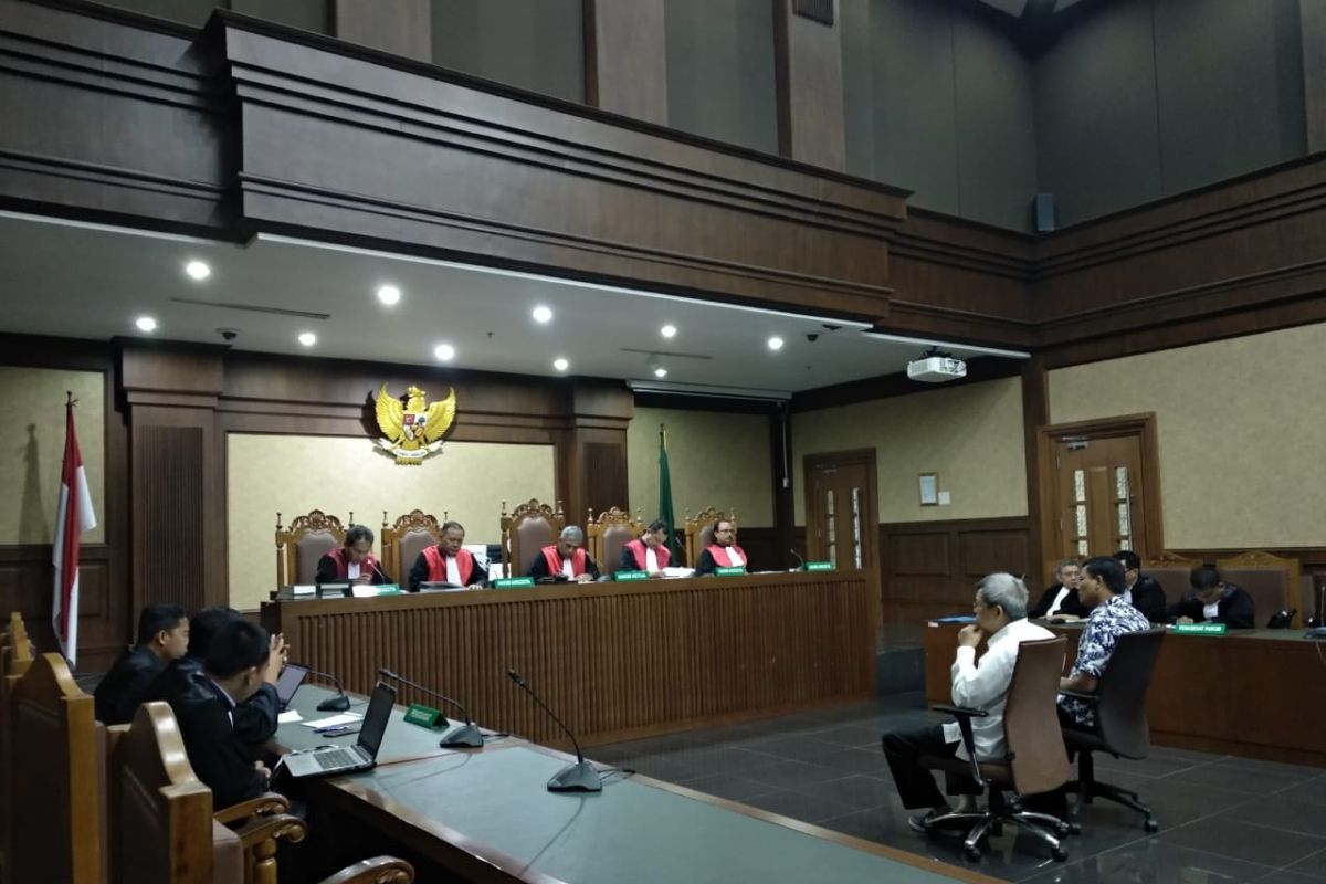 Dua anggota DPRD Sumut divonis empat tahun penjara