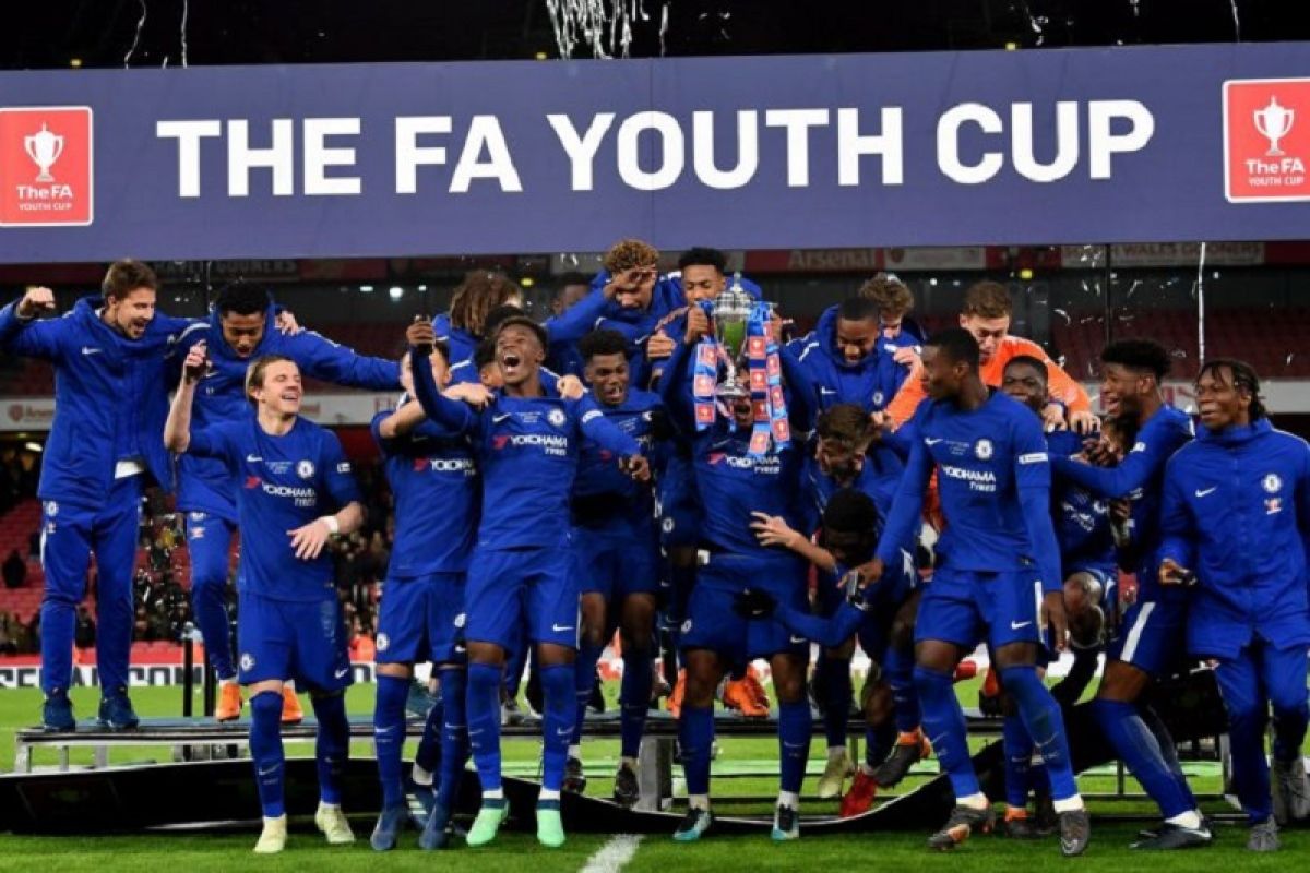 Manchester City ditantang Liverpool dalam final Piala Muda FA