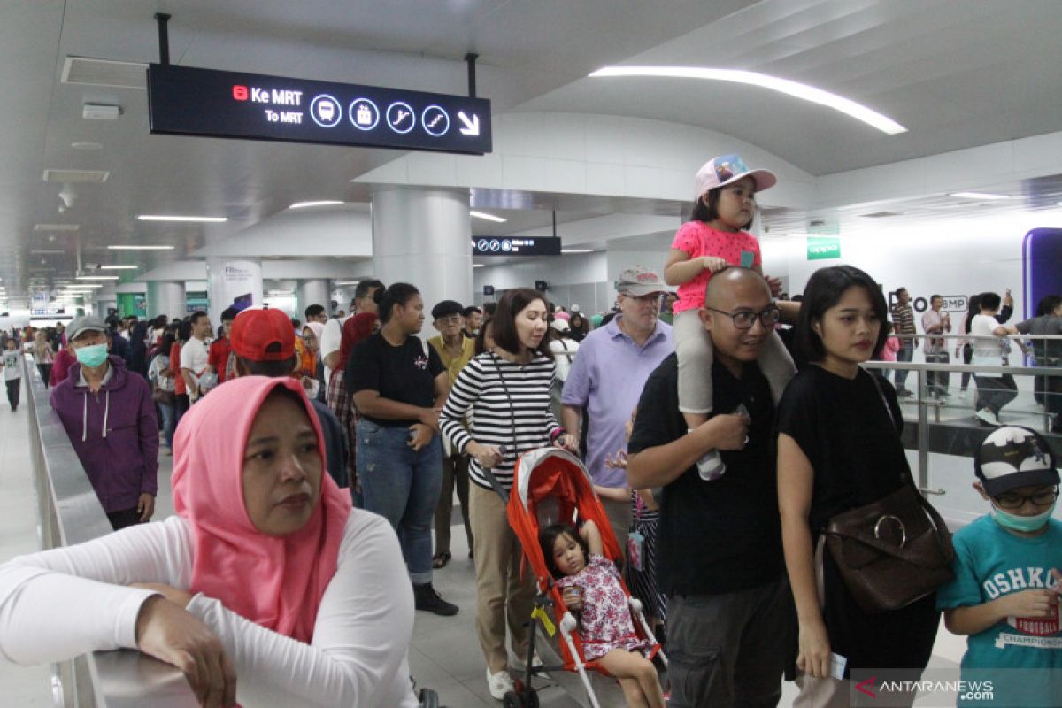 Semua stasiun bawah tanah MRT Jakarta ditutup malam ini