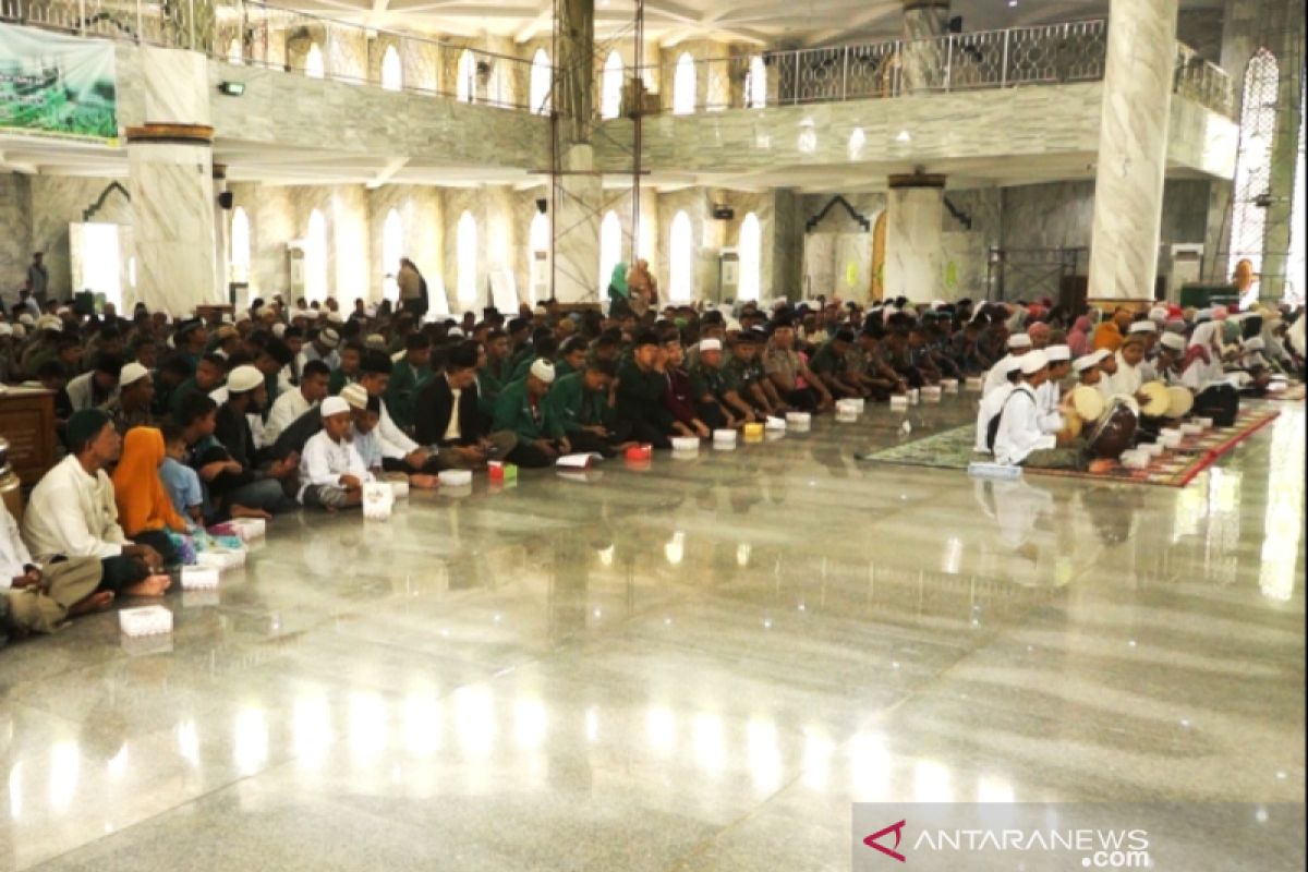 Seribuan umat Muslim di Jayapura peringati Isra' Mi'raj