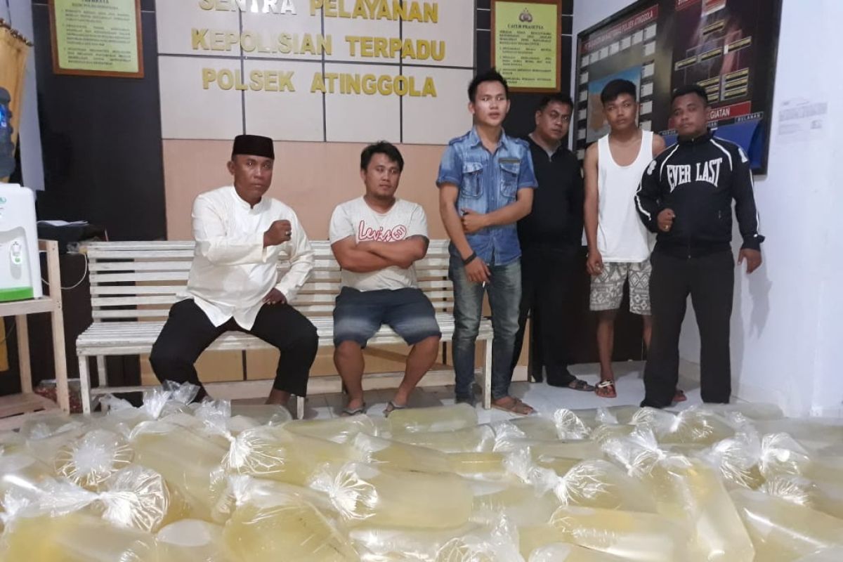 Polsek Atinggola sita 1,1 ton minuman keras asal Sulut