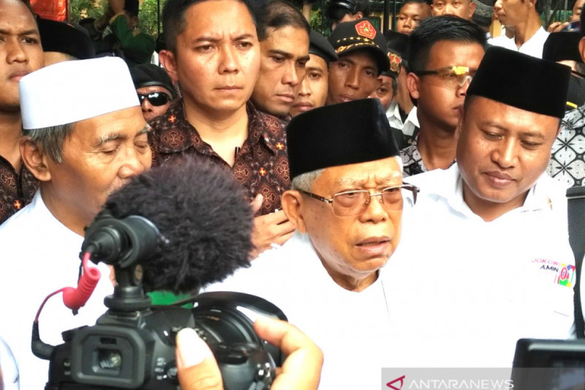 Jokowi-KH Ma'ruf Amin diharapkan unggul 20 persen