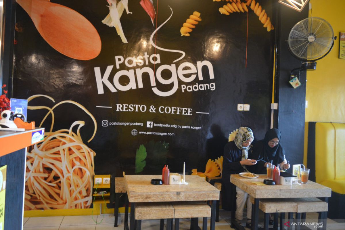 Pasta Kangen Introduce Unique Food Names (Video)