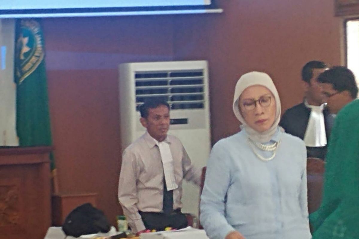 Ratna Sarumpaet minta maaf pada Amien Rais, minta diizinkan bersalaman dengan Amien